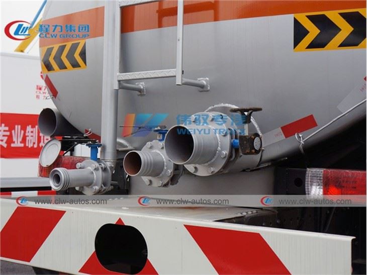 20m3 20ton FAW J5 Diesel Refilling Tank Truck For Mining Construction Equipment