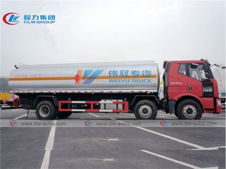 20m3 20ton FAW J5 Diesel Refilling Tank Truck For Mining Construction Equipment