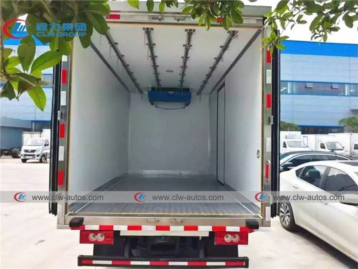 Foton 4ton 5ton Ice-cold Drinks Transport Refrigerated Van Truck