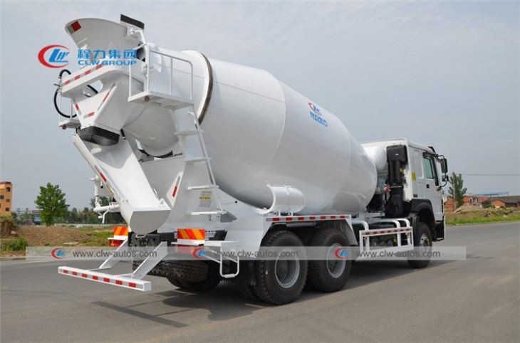 Sinotruk HOWO 12CBM Cement Mixer Truck