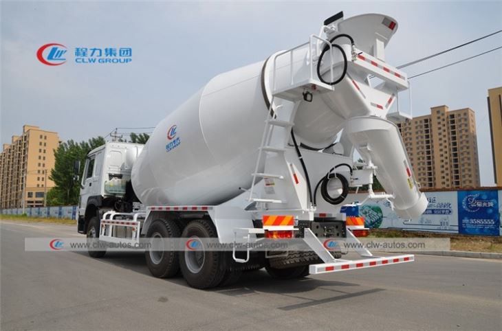 Sinotruk HOWO 12CBM Cement Mixer Truck