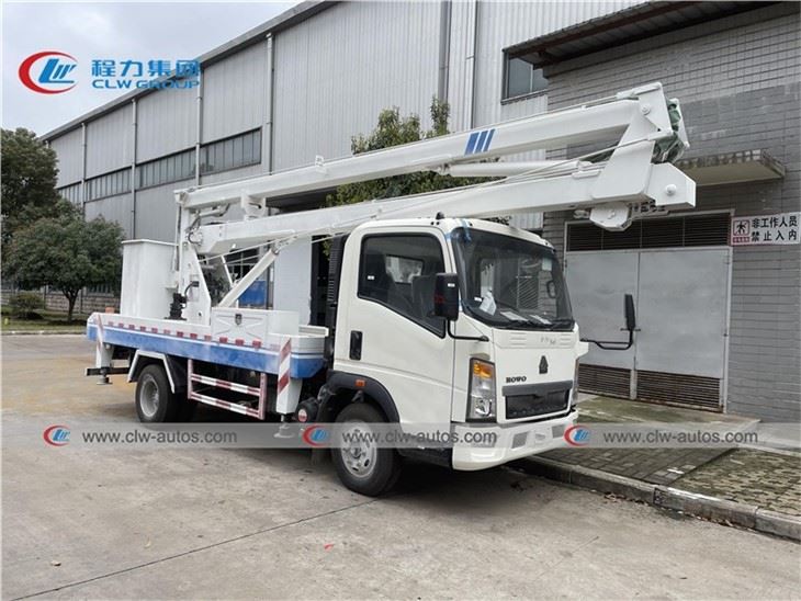 15Meter HOWO RHD Insulated Folding Boom Aerial Working Truck