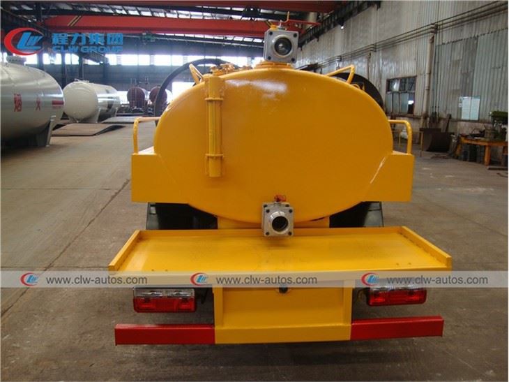 3000Liters Dongfeng 4X2 Mini Fecal Suction Truck