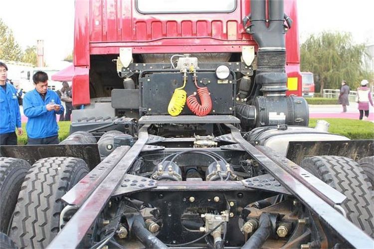 6x4 Tractor Head Truck Chassis
