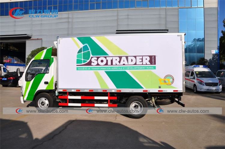 ISUZU Refrigerated truck04
