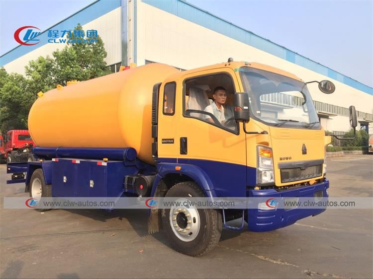LPG Bobtail Truck 5Ton-10Ton 2