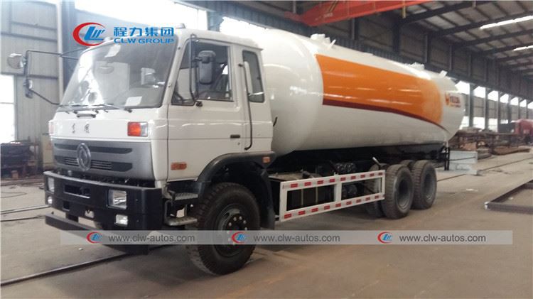 24000Liters LPG bobtail truck1