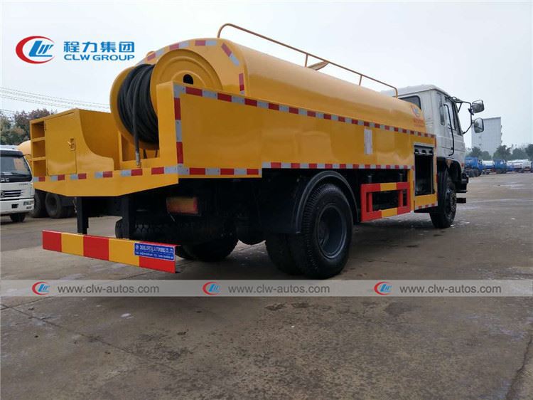 8000Liters High Pressure Jetting Truck06