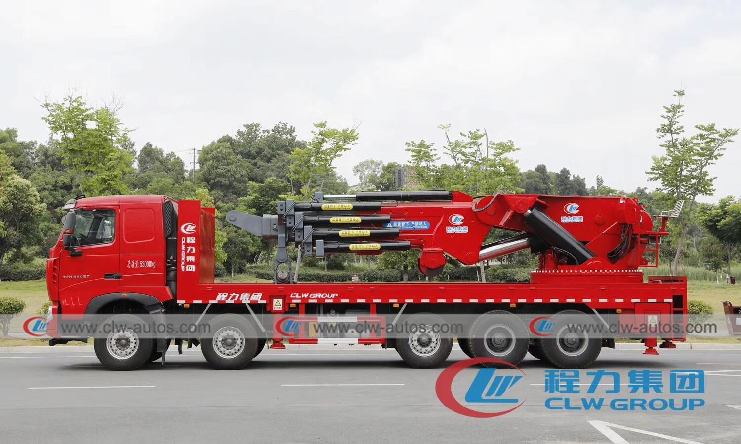 SINOTRUK HOWO Heavy Duty Crane Truck 3