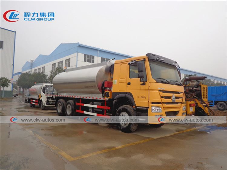 asphalt distributor truck6