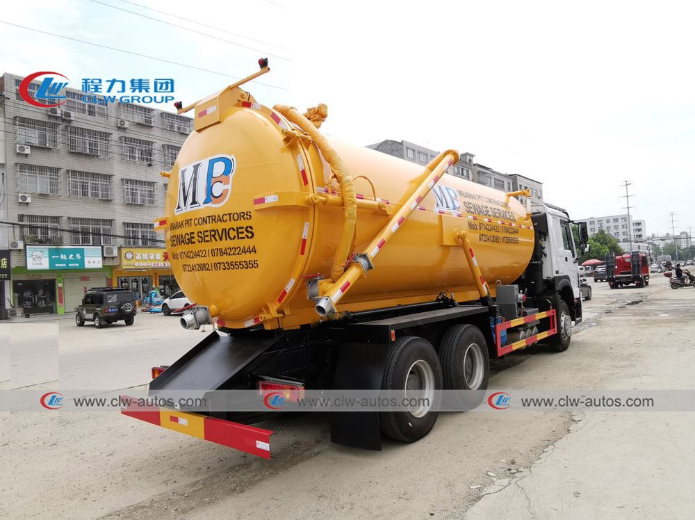 Sinotruck Howo Sewage Truck 8