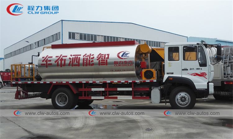 asphalt distributor truck01