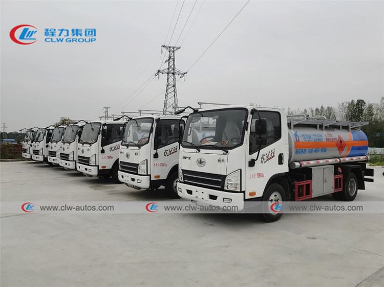 FAW 5000liters 5tons fuel refueller 9