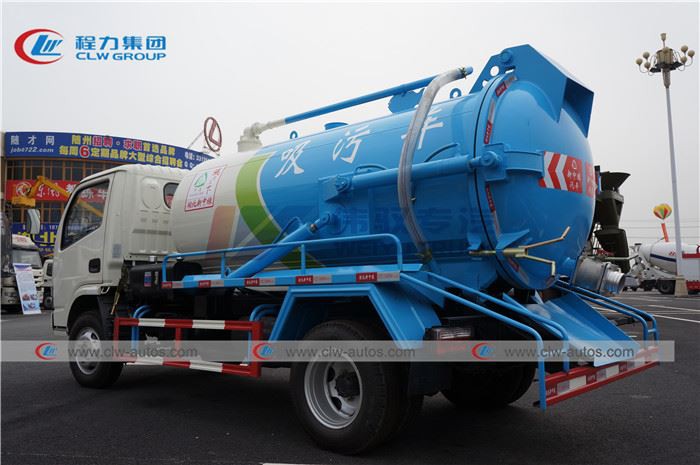 Dongfeng 6000Liters Sewage suction truck  (3)