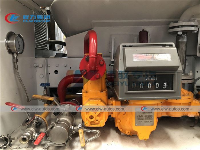 LPG bobtrail truck2