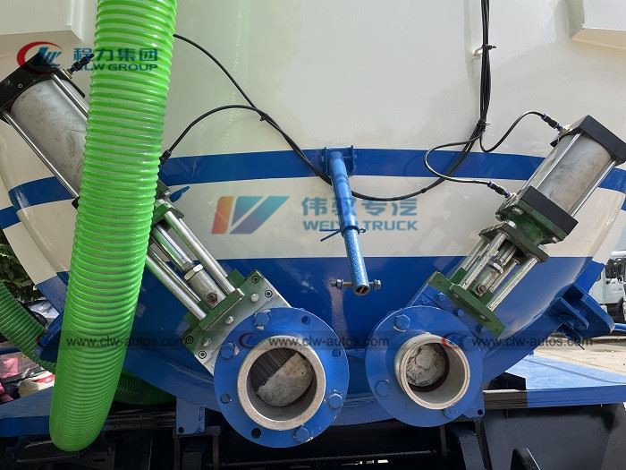 China dongfeng 10cbm vacuum suction truck China dongfeng 10cbm vacuum suction truck