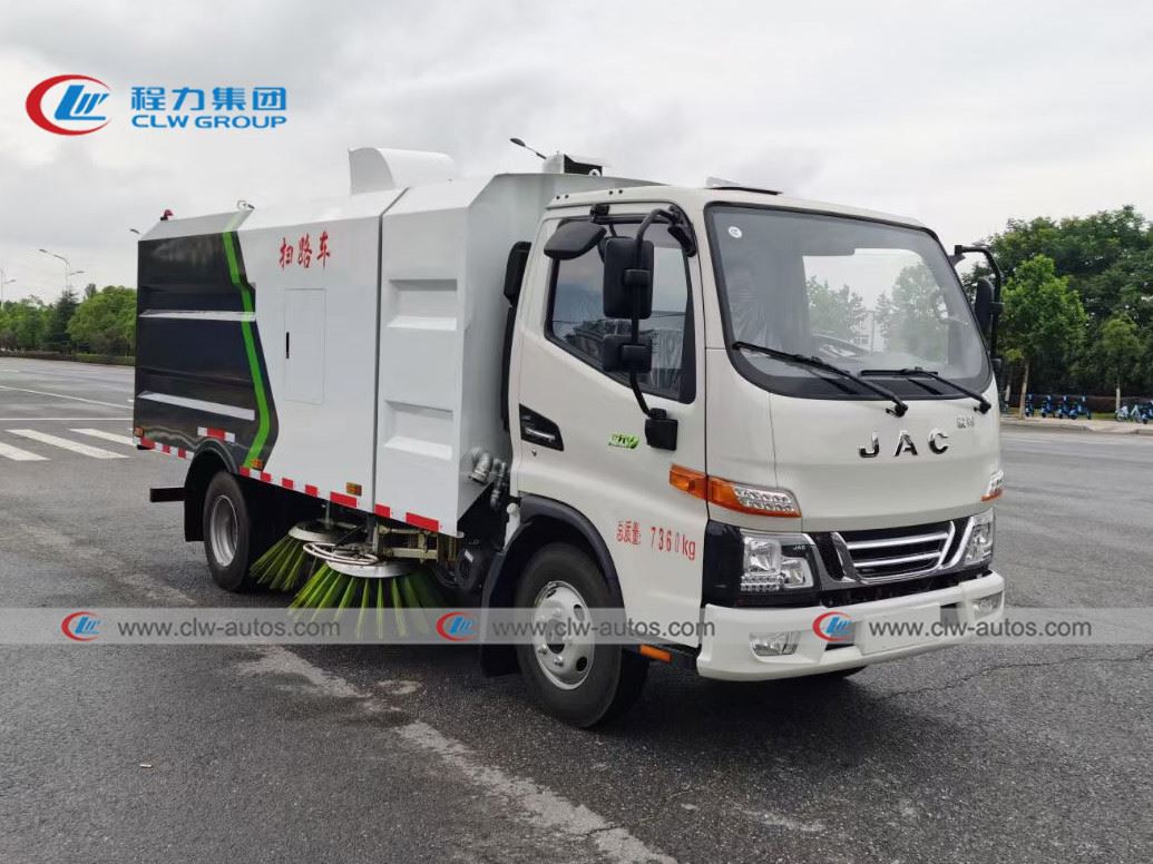 JAC Sweeper Truck 2