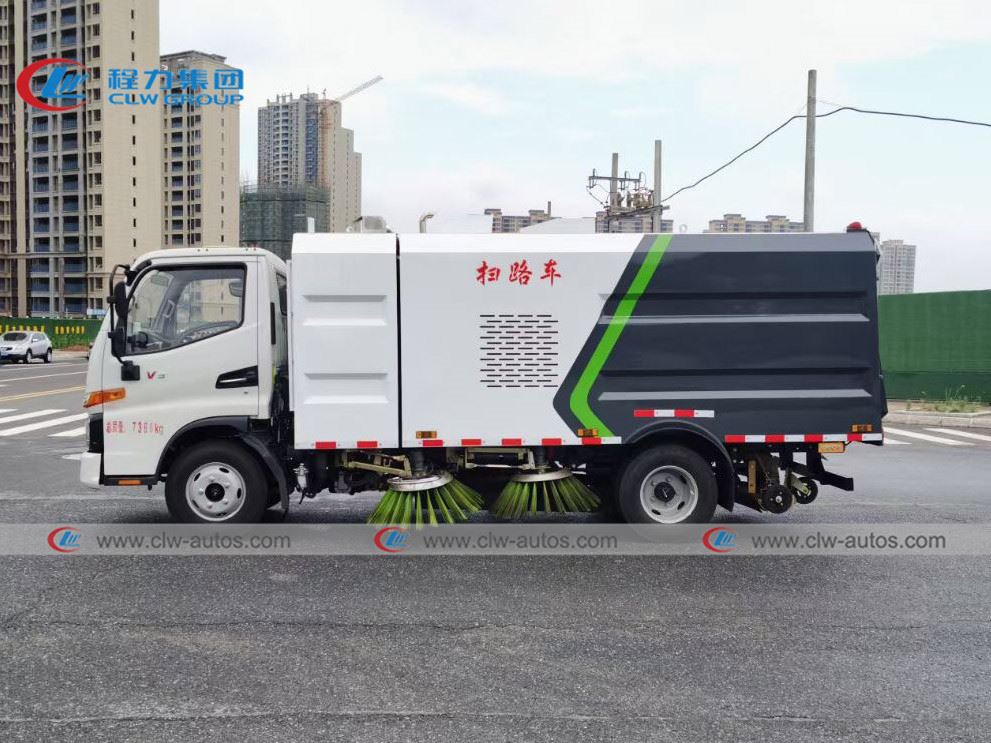 JAC Sweeper Truck 4