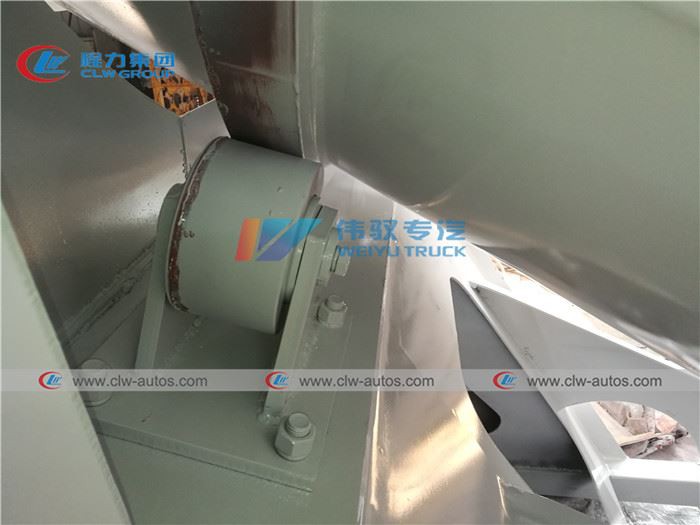 5CBM Concrete mixer truck upper (9) 5CBM Concrete mixer truck upper (9)