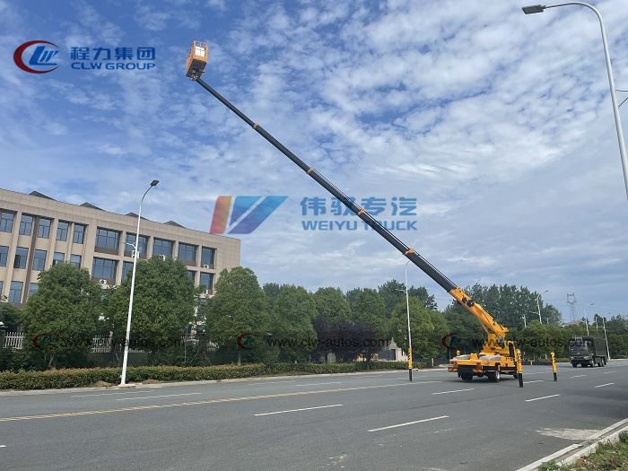 cherry picker