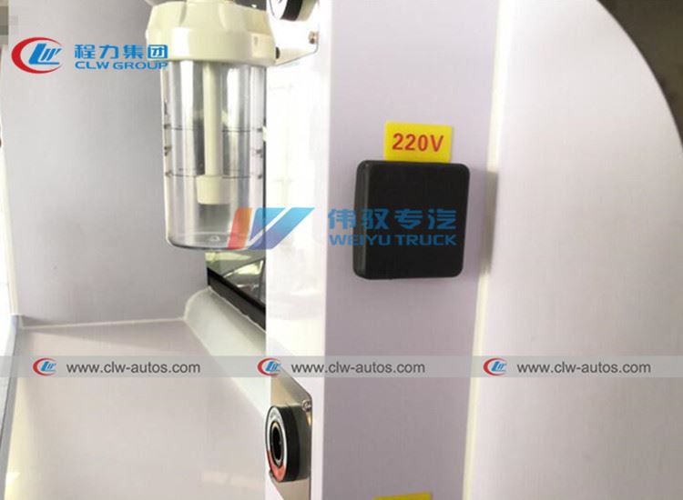 GB 220V power port& oxygen ports picture_