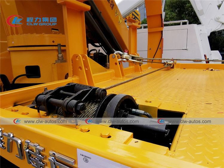 FAW J6L Flatbed Wrecker Tow Truck 10