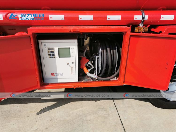 Dongfeng 8500Liter Fuel Tank Truck 7