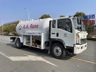 12 Unit LPG Bobtail Truck 8