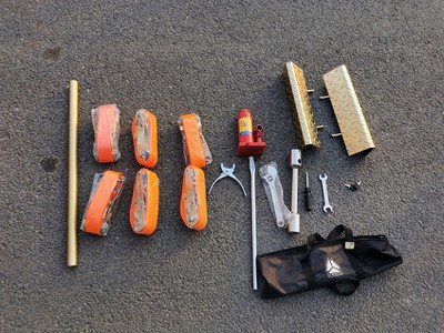 Accessories including lashing band