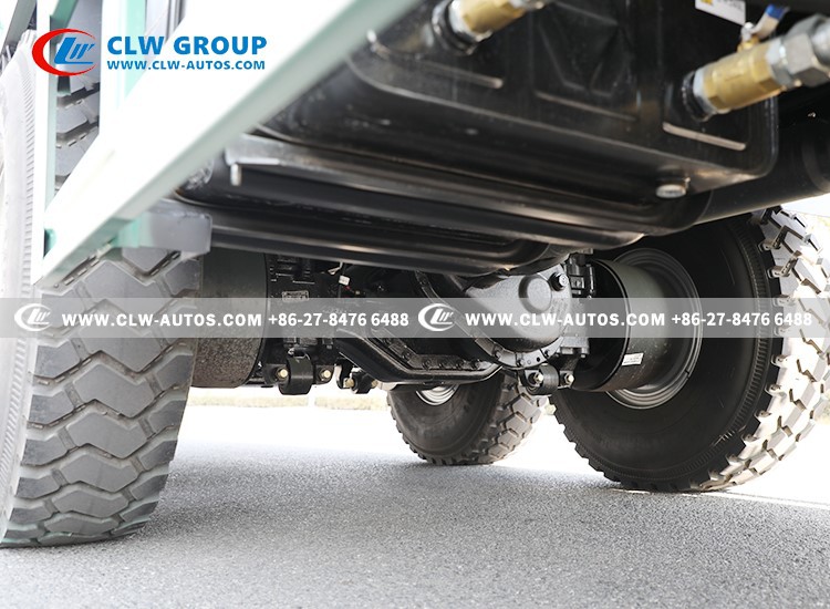 6X6 Truck with Crane 2 6X6 Truck with Crane 2