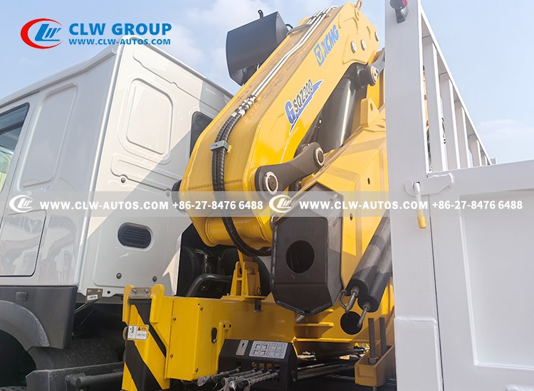 SINOTRUK TRUCK WITH CRANE 10 TONS 3