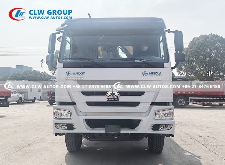 SINOTRUK TRUCK WITH CRANE 10 TONS 12