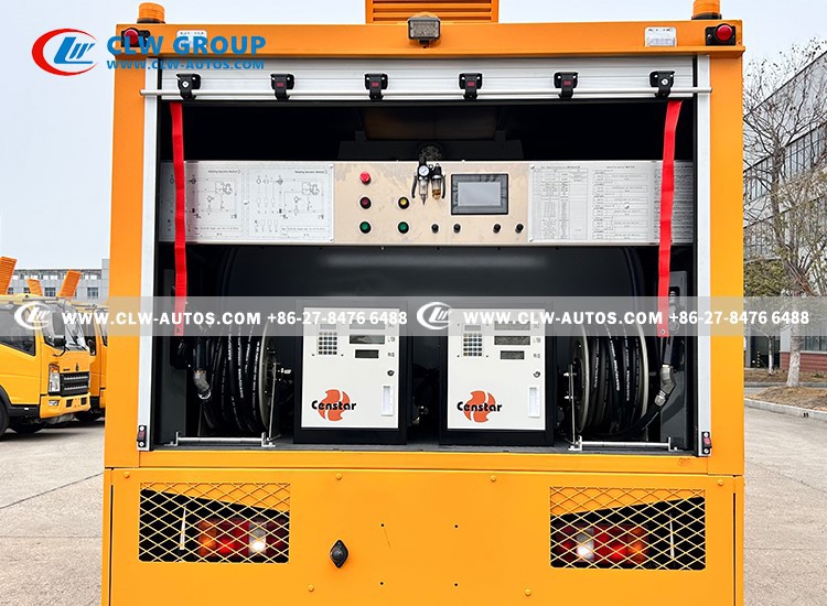 CAFU Fuel Truck SINOTRUK HOWO 4