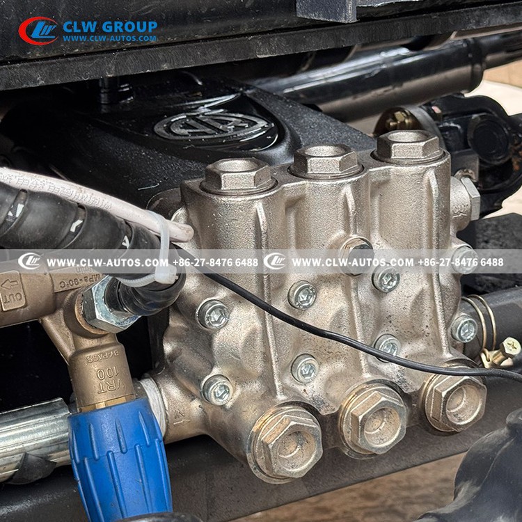 ISUZU 6X4 15M3 Stainless Steel Vacuum Sewage Jetting Truck 9 ISUZU 6X4 15M3 Stainless Steel Vacuum Sewage Jetting Truck 9