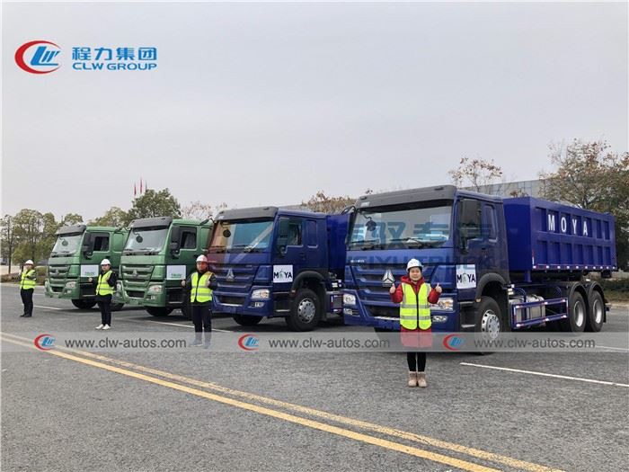 Hooklift Garbage Truck With 20m3 Roll-off Open Top Container