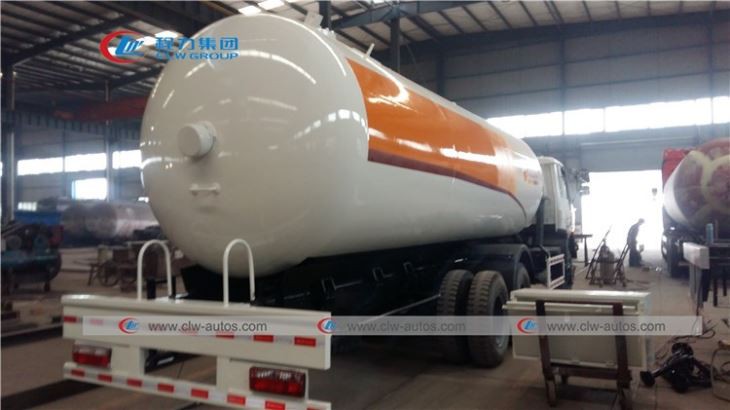 24000 Liters Dongfeng LPG Bobtail Truck
