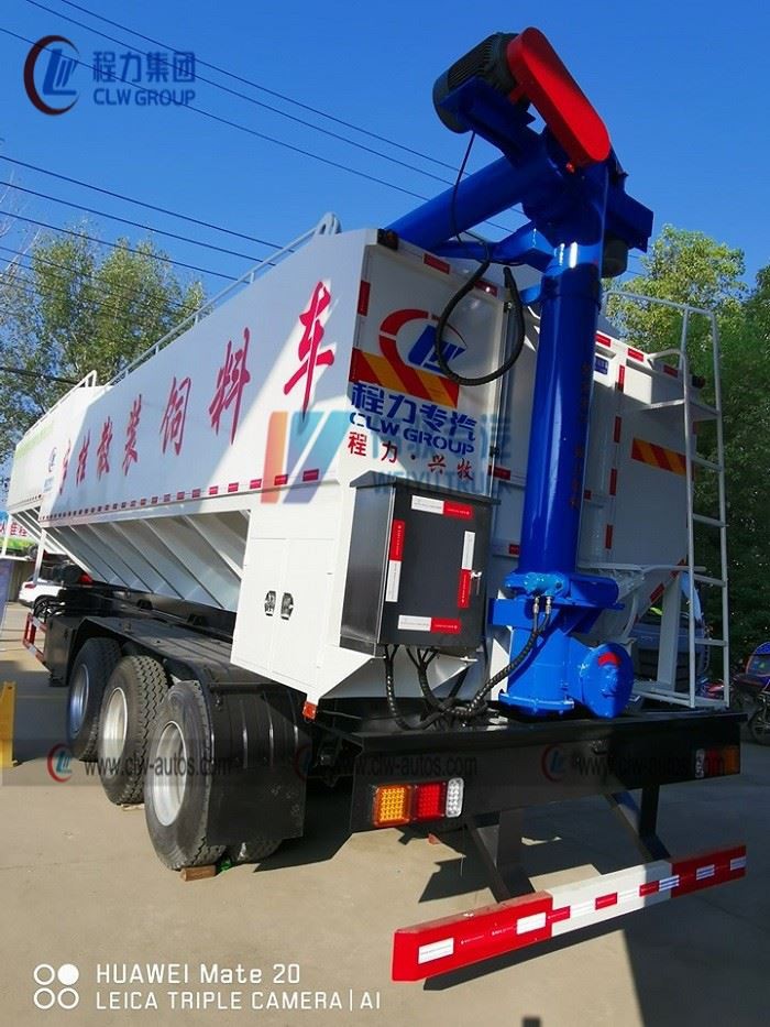 3-Axle 50t Livestock Feed Bulk Tank Transport Semi Trailer