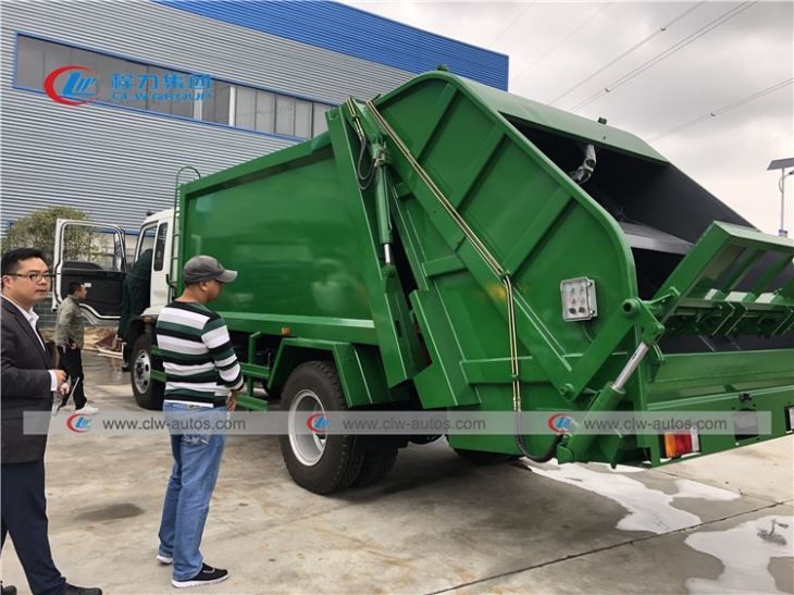 ISUZU FTR 12CBM Compactor Garbage Truck For Waste Management