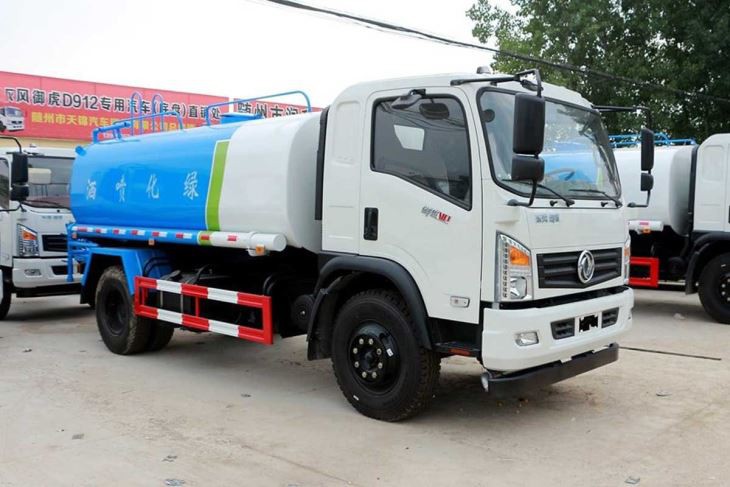 4x2 Water Boswer Truck