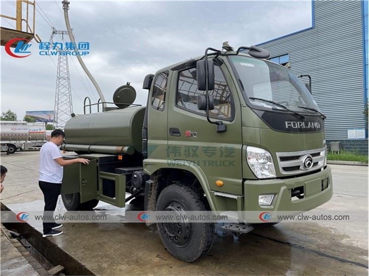 4X4 4000Liters Drinking Water Tank Truck Forland