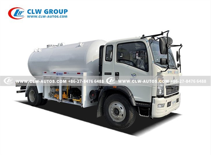 5 Metric Tons 12000 L LPG Bobtail Truck HOWO