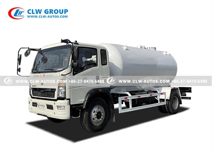 5 Metric Tons 12000 L LPG Bobtail Truck HOWO