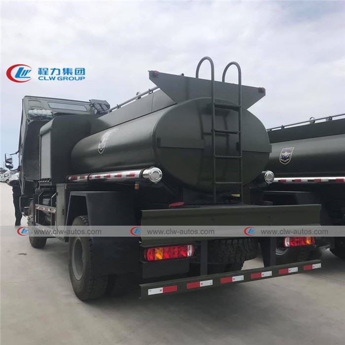 10000 Liter HOWO 4x4 Off Road AWD Aviation Refueler Truck