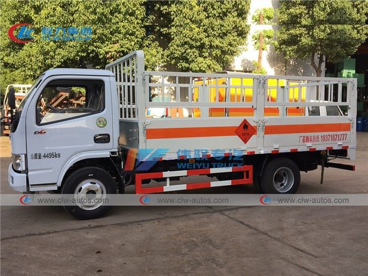 5Ton Dongfeng LPG Kitchen Gas Cylinder Delivery Stake Truck