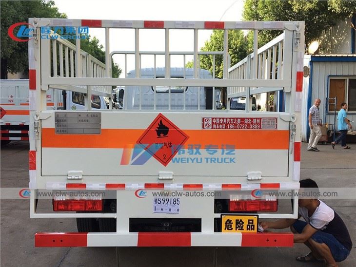 5Ton Dongfeng LPG Kitchen Gas Cylinder Delivery Stake Truck