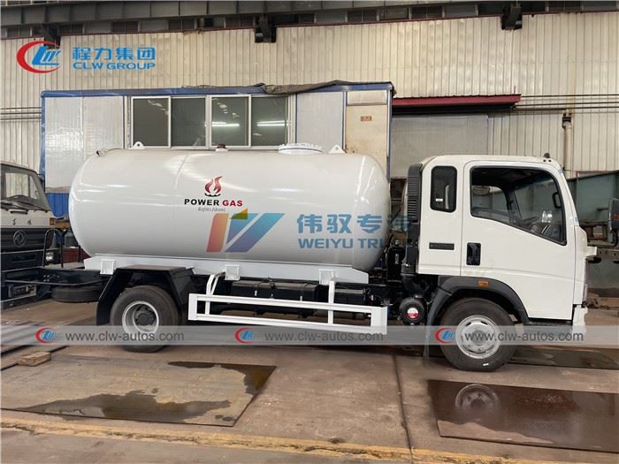 5tons SINOTRUK HOWO LPG Bobtail Truck