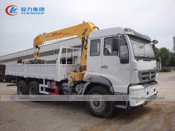 6*4 Howo Chassis With 8t Straight Telescopic Arm Crane 8 Tons Stiff Boom Crane Truck