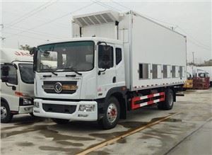6.8m Dongfeng Intelligent Day Old Chick Transport Van Truck