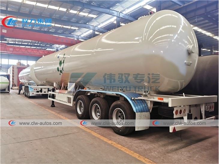 61.9CBM 30 Tons LPG Road Tanker Truck