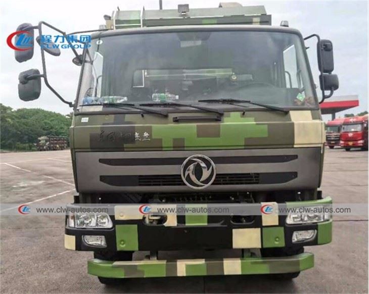 6WD Dongfeng Off Road Mobile Kitchen Truck